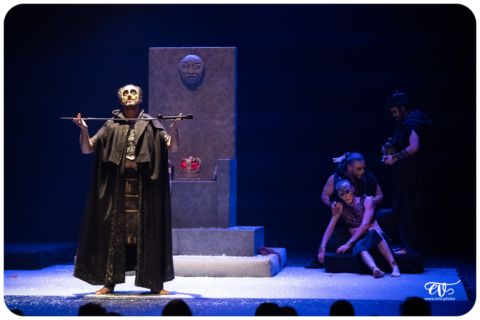 THE PRIMITALS (YLLANA & PRIMITAL BROTHERS)